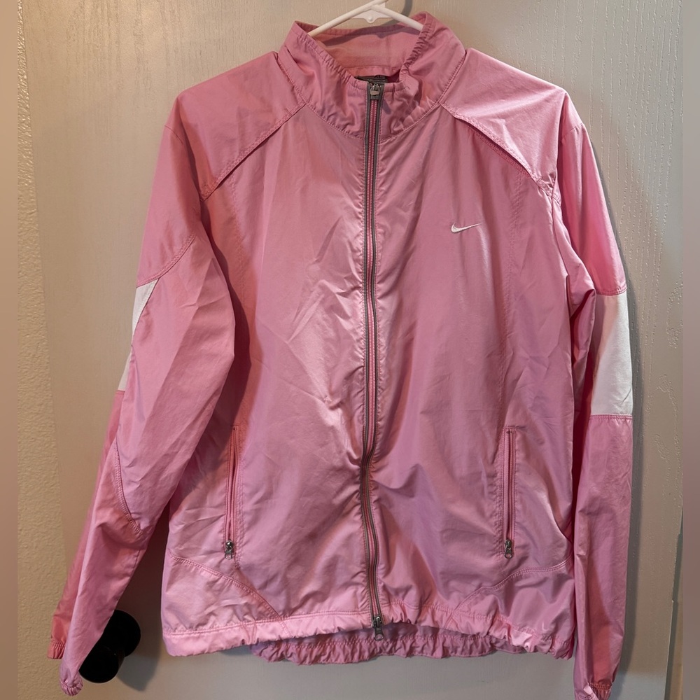Nike Women's Pink Windbreaker